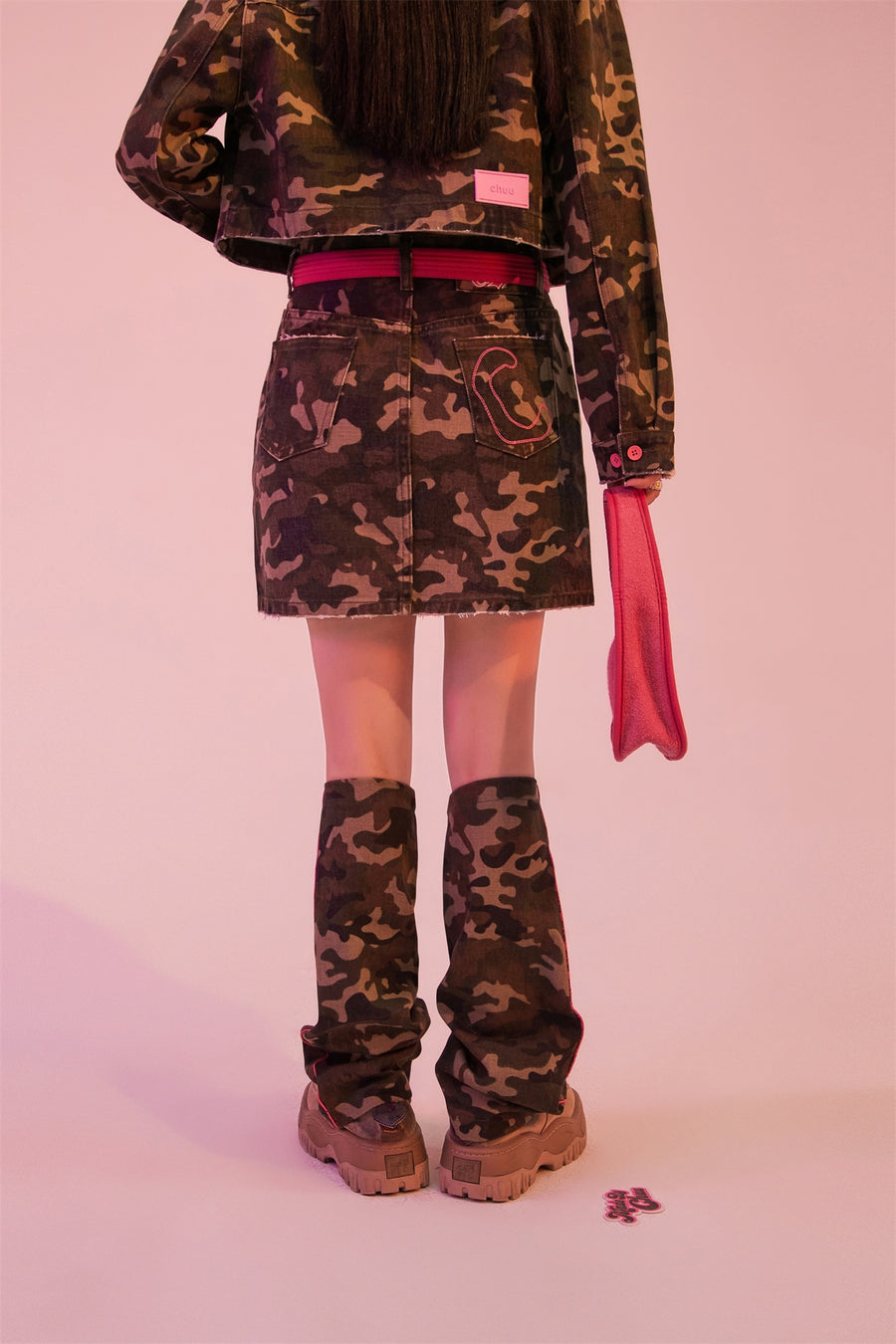 CHUU Hot Girl Camouflage Skirt