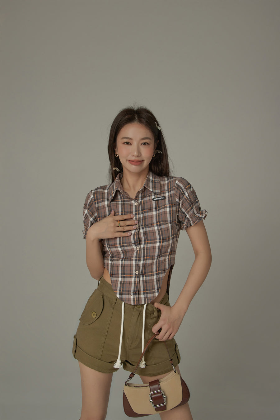 CHUU Eyelet Back Cut Out Check Shirt