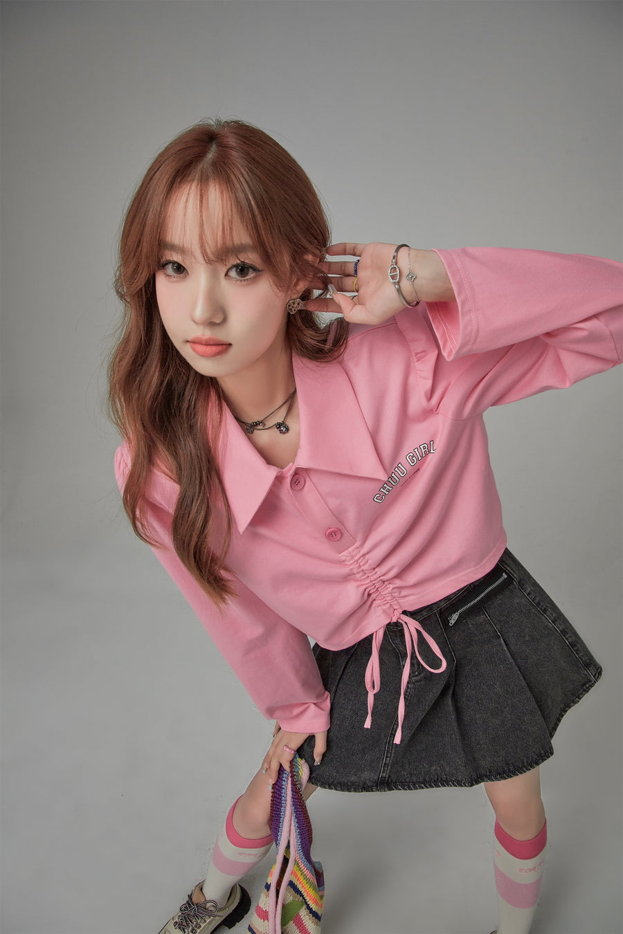 CHUU Loosefit Polo Shirring Crop Top