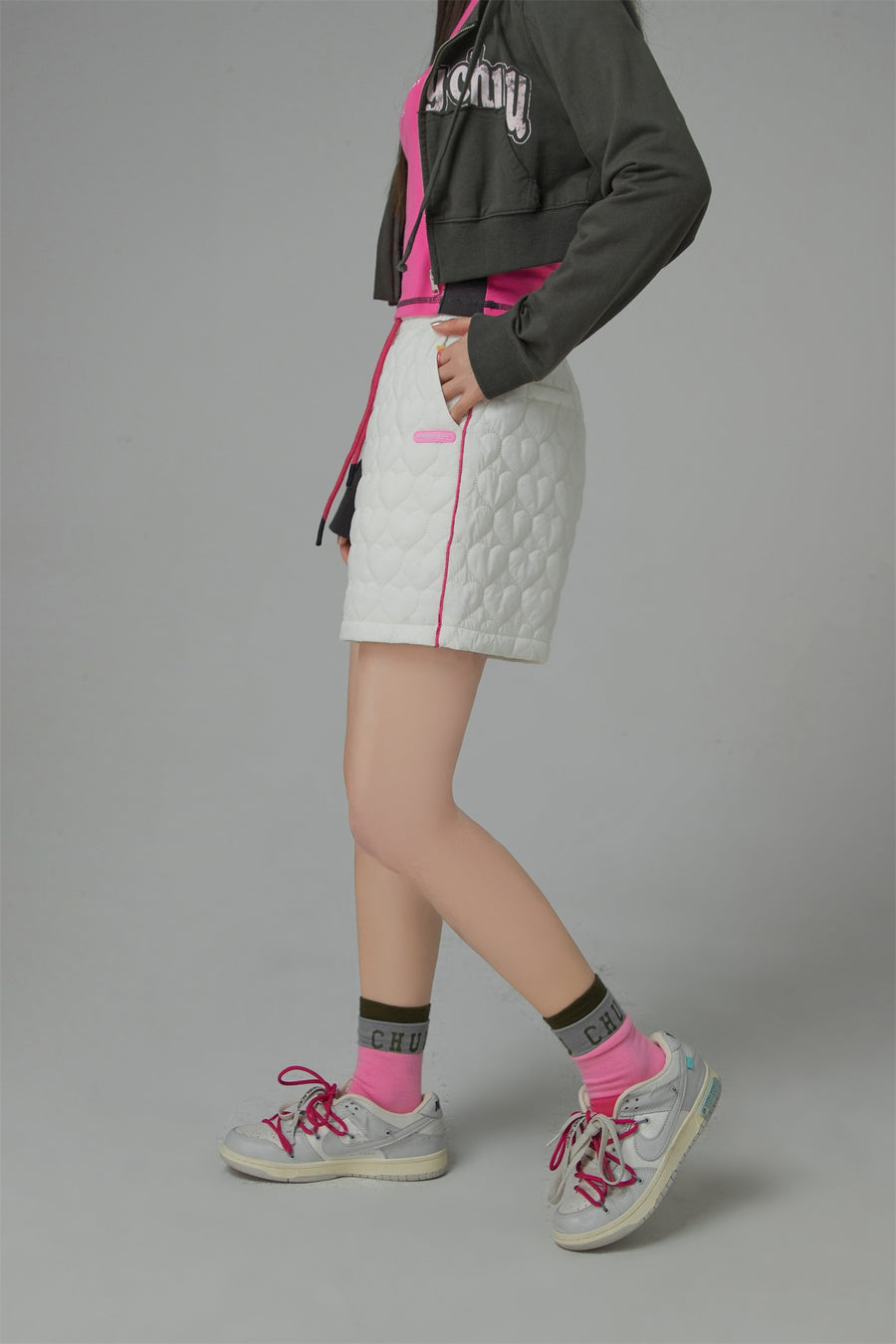 CHUU Trouble Maker String Quilted Shorts