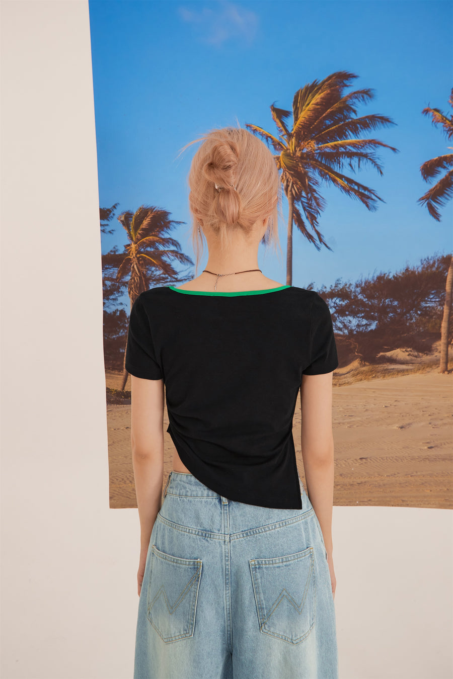 CHUU Unbalanced Side Shirring Top