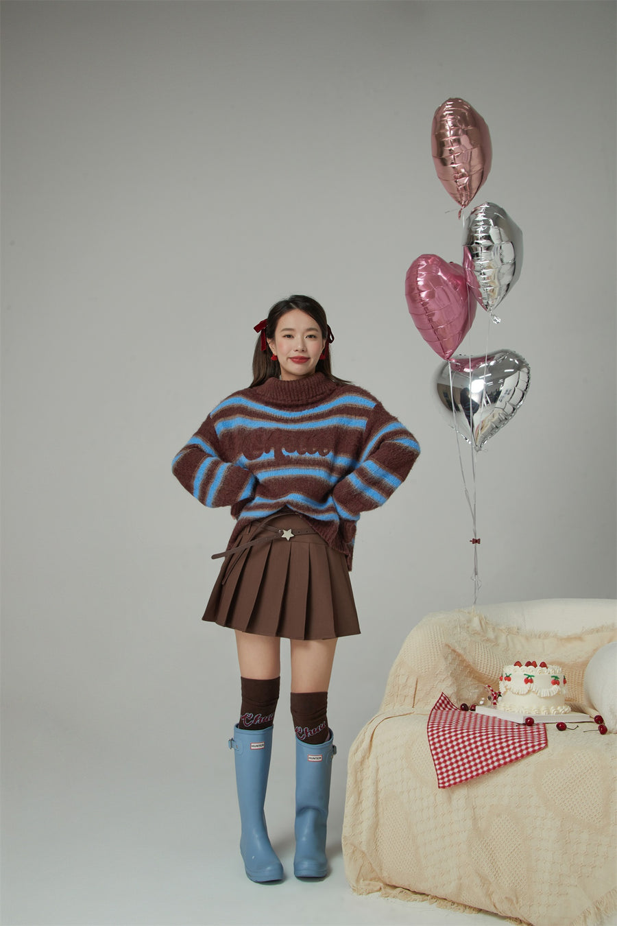 CHUU Loving You Two-Ways Stripe Knit Sweater