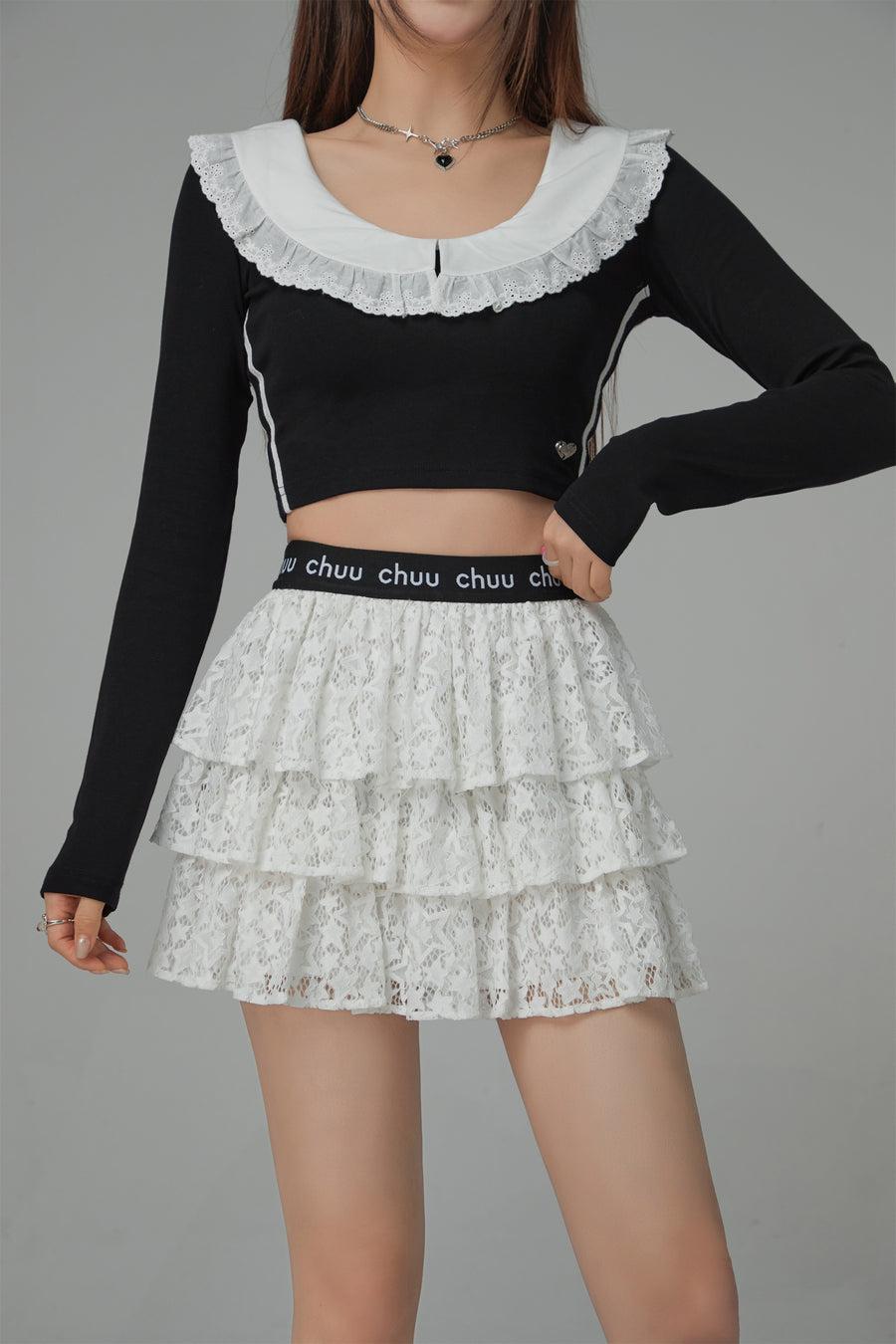 CHUU Star Lace Frill Mini Skirt