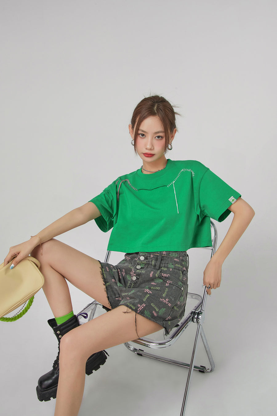 CHUU Stitches Lines Loosefit Crop Top