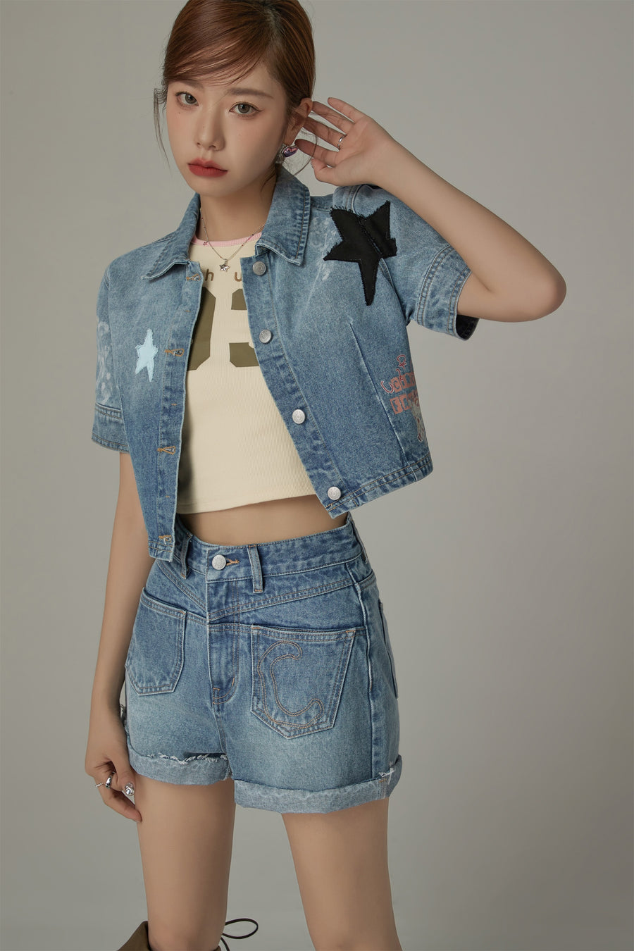 CHUU Star Denim Cropped Jacket