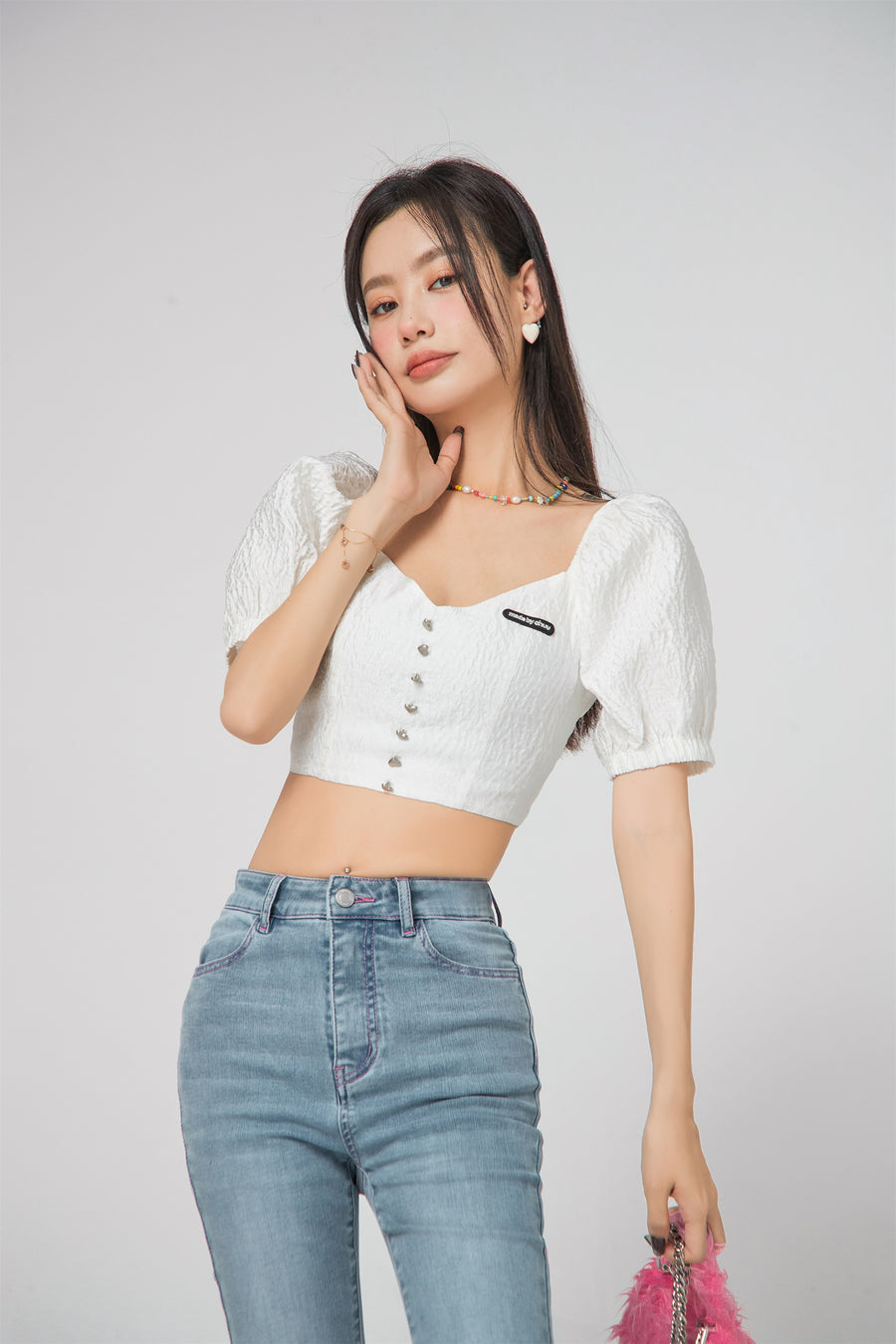 CHUU Square Puff Sleeve Cropped Blouse