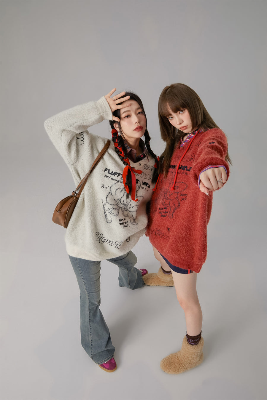 CHUU Fluffy Bunny World Oversized Knit Sweater