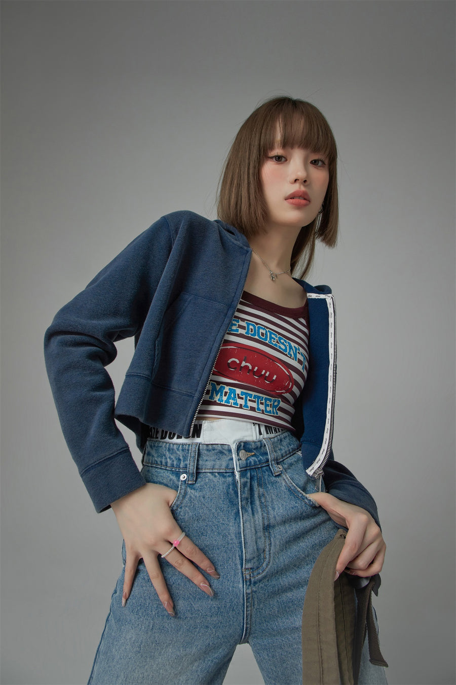 CHUU Striped Sleeveless Crop Top