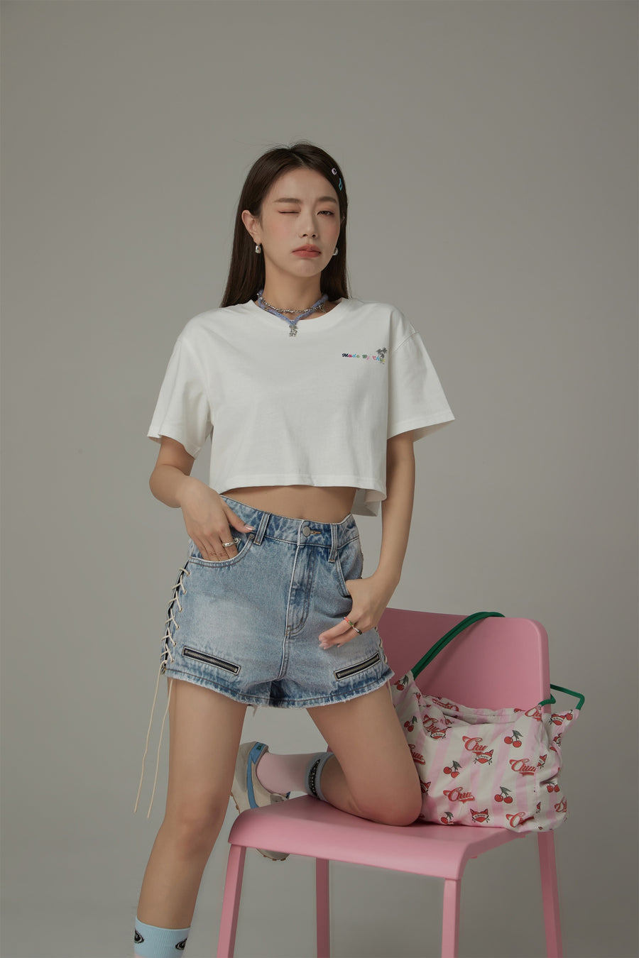 CHUU Lace Up Design Denim Shorts