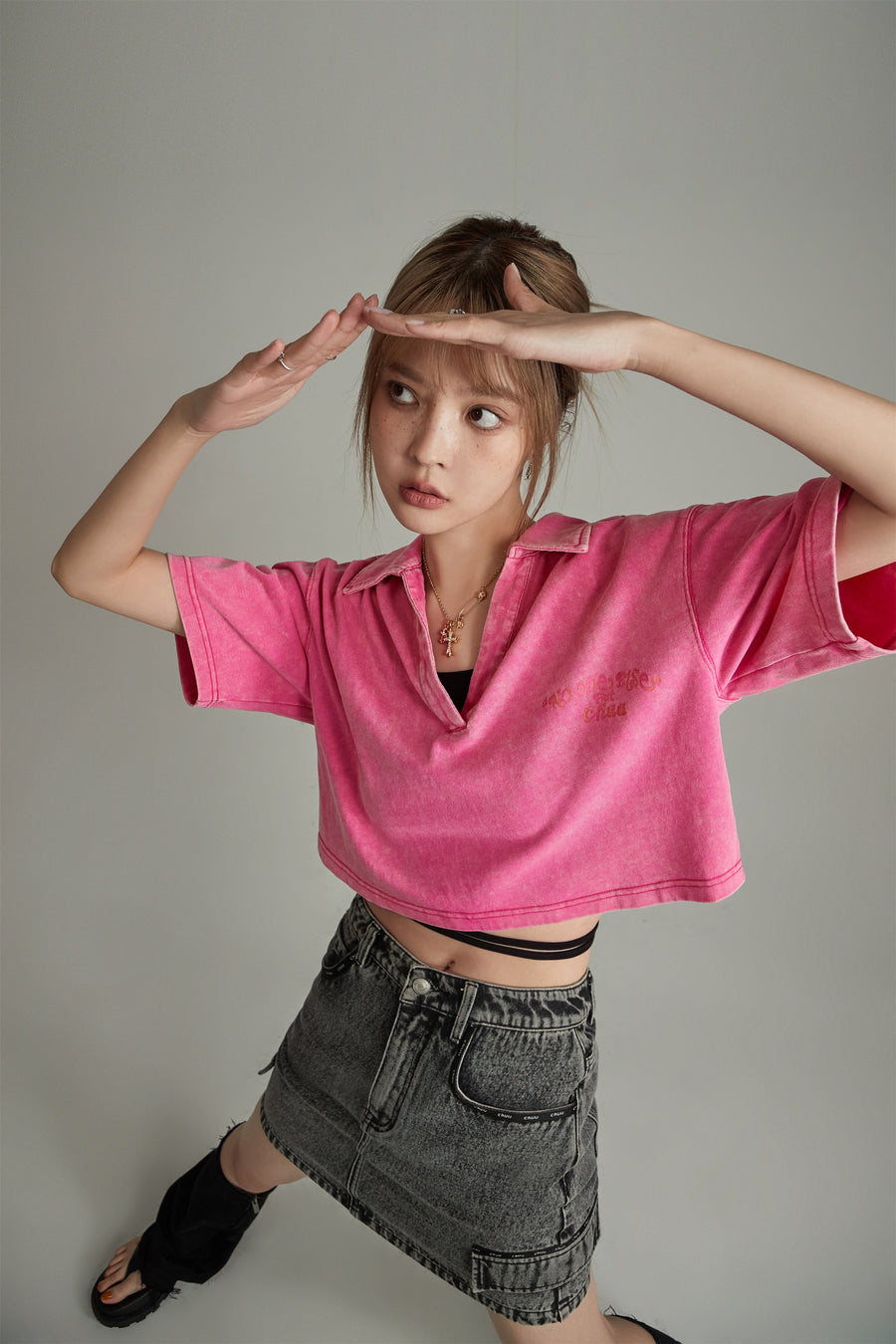 CHUU Pink Cactus Crop Polo T-Shirt