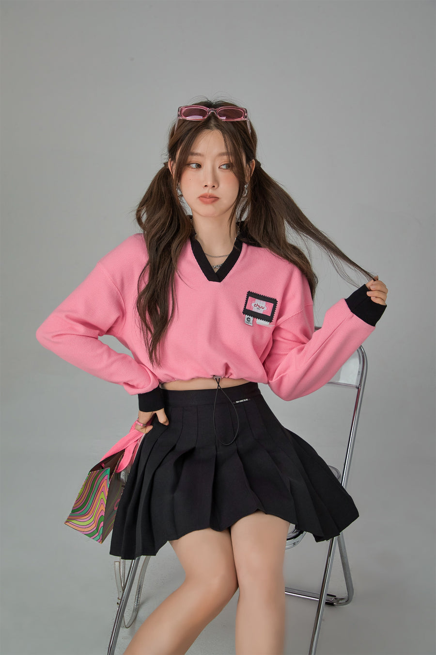 CHUU V-Neck Drawstring Sweatshirt