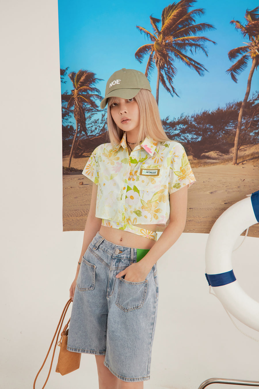 CHUU Flower Cropped Wrap Shirt