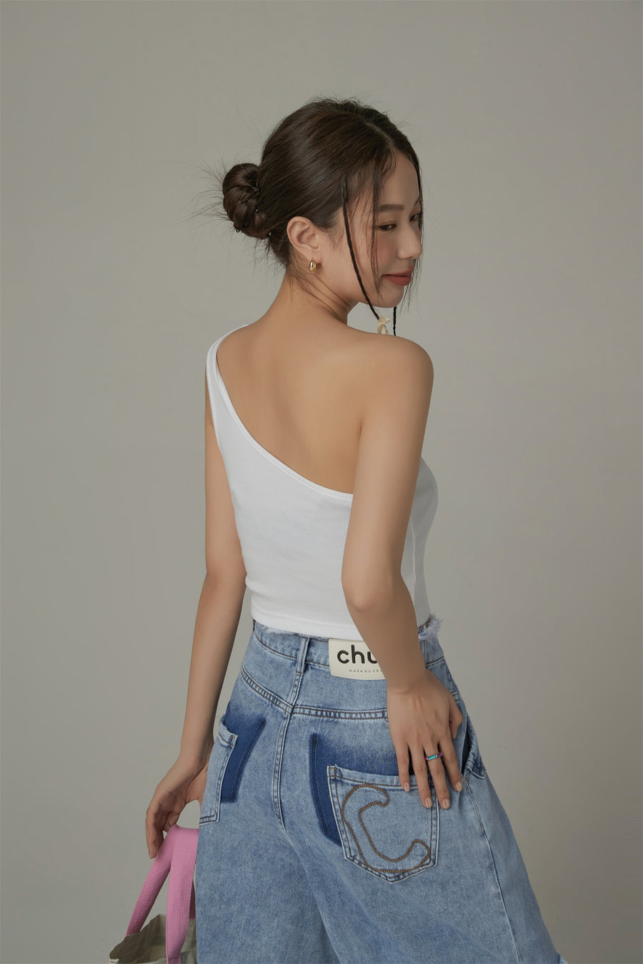 CHUU One Shoulder Slim Crop Top