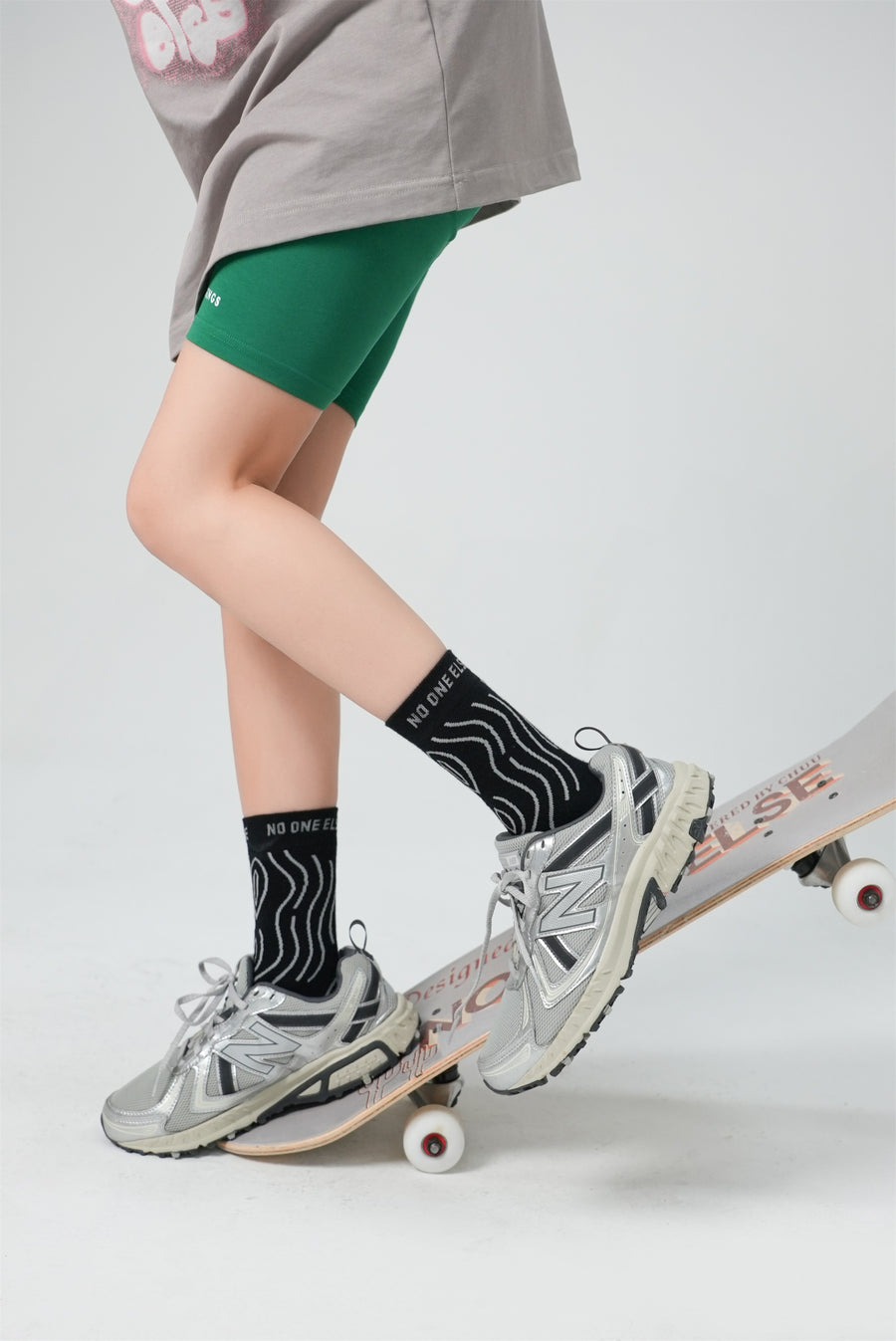 CHUU Wavy Lines Ankle Socks