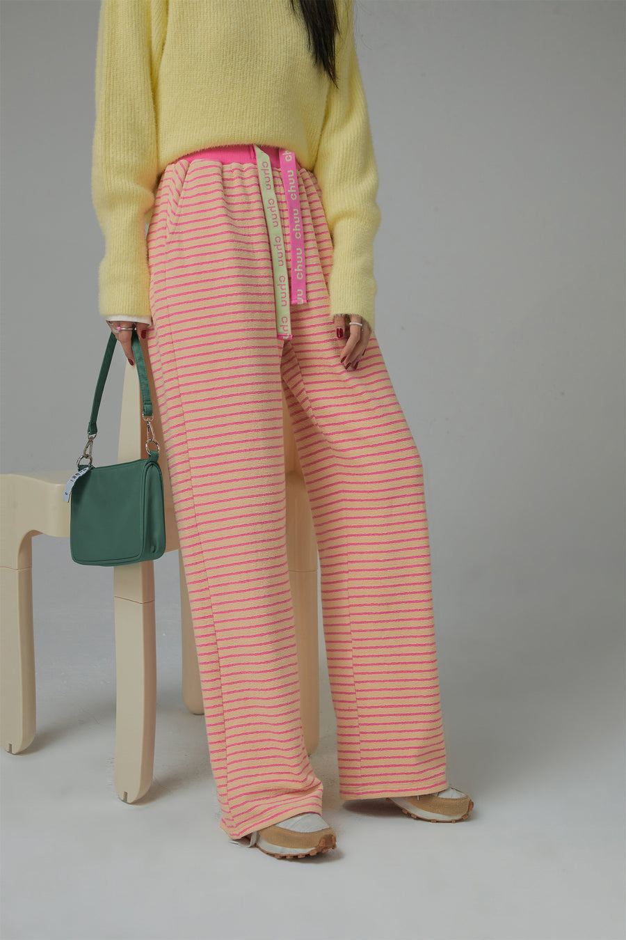 CHUU Workday Wind Stripe Wide Casual Pants