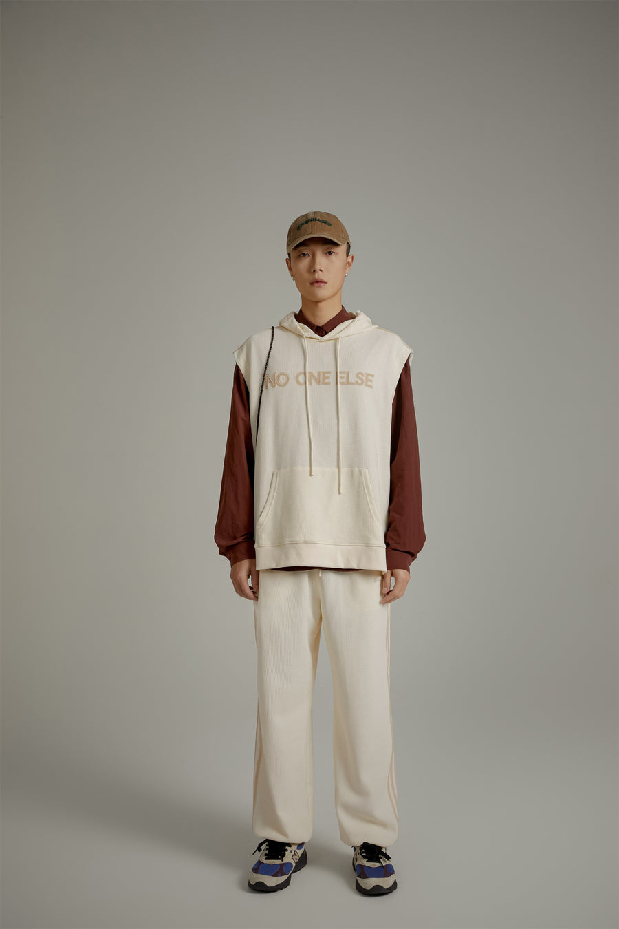 CHUU Casual Waffle Loose Fit Jogger Sweatpants