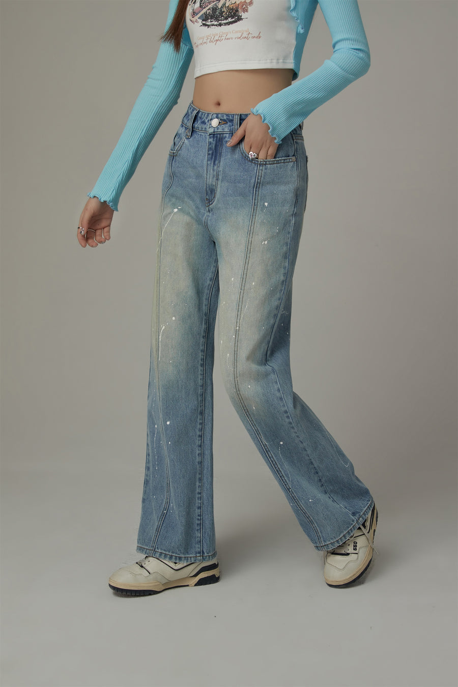 CHUU Wide Washed Denim Jeans