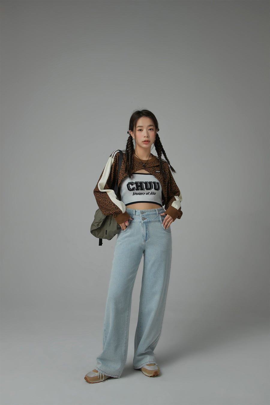 CHUU Two-Layer Illusion Wide Denim Jeans