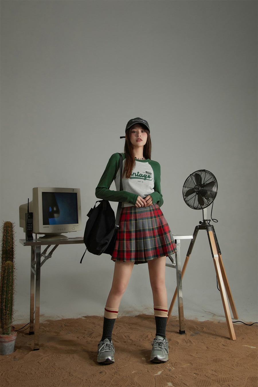 CHUU Check Pleated Skirt