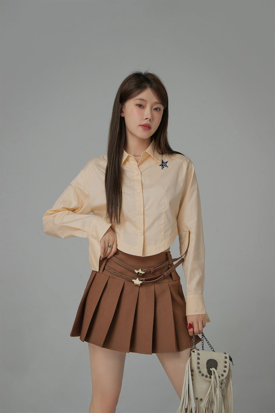 CHUU Drivers License Colored Cropped Shirt