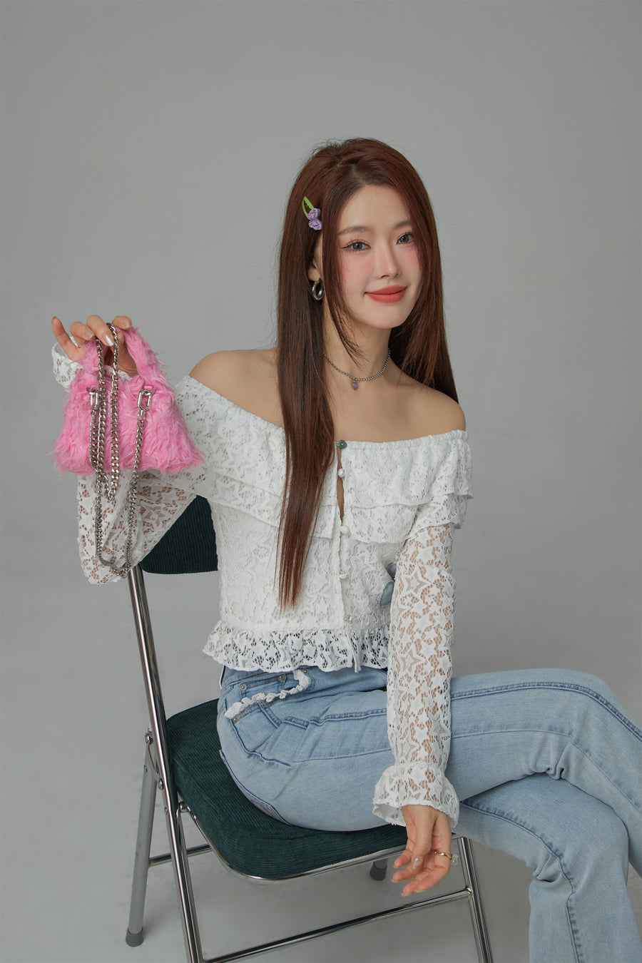 CHUU Star Lace Button Crop Blouse