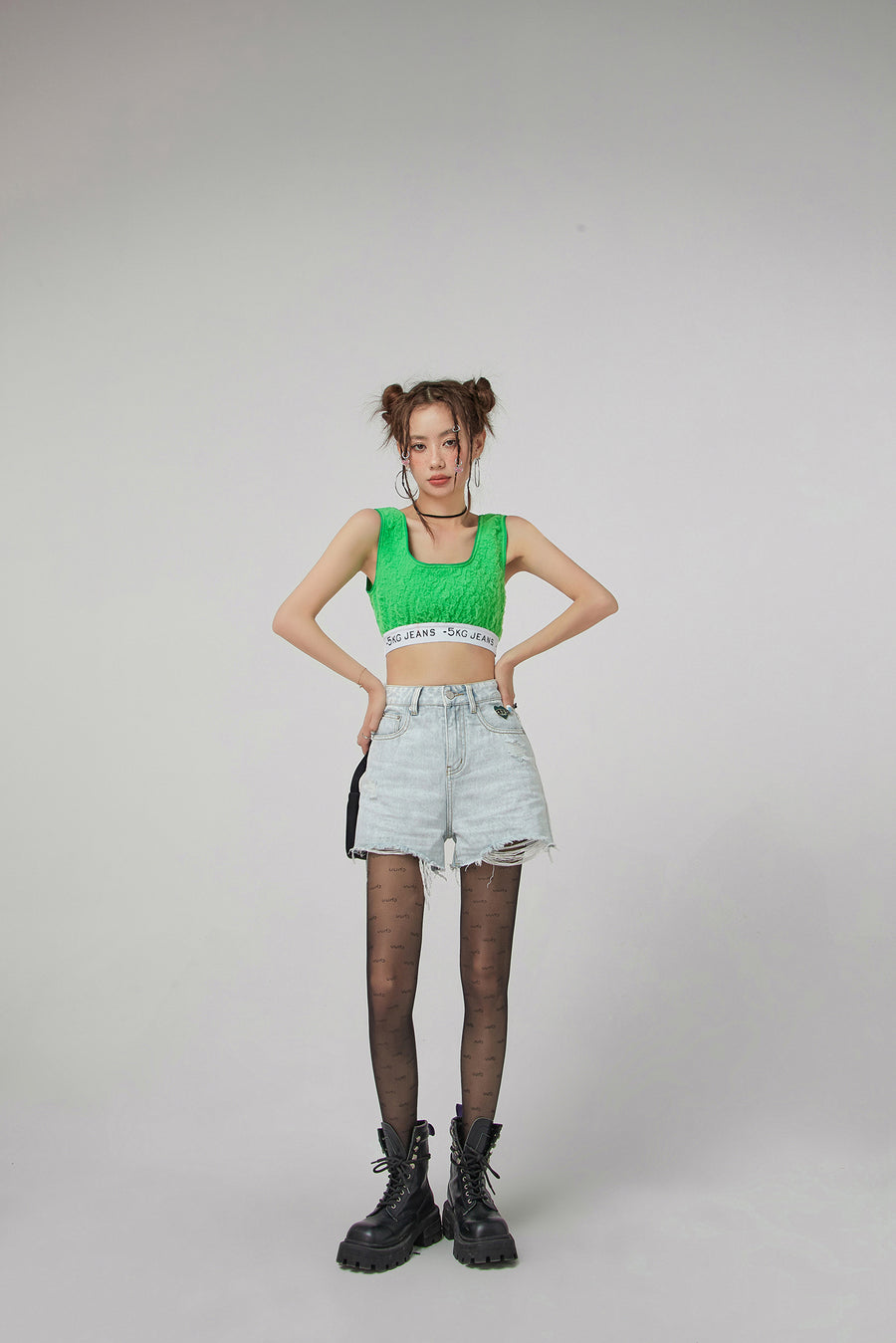 CHUU Frill Lace Sleeveless Crop Top