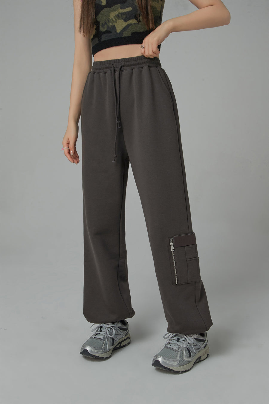 CHUU Just Run To Me Jogger Pants