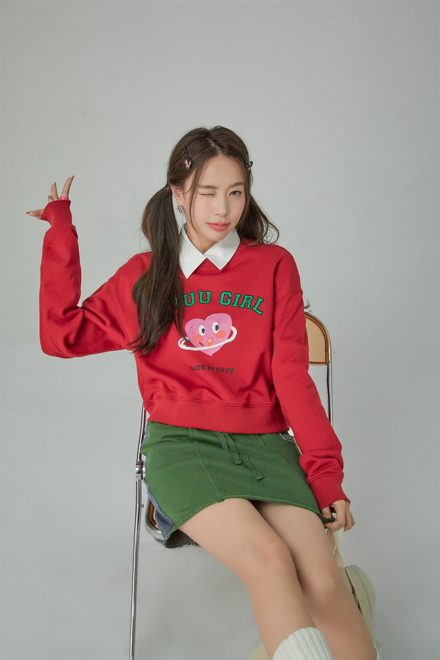 CHUU Chuu Girl Lovely Heart Sweatshirt