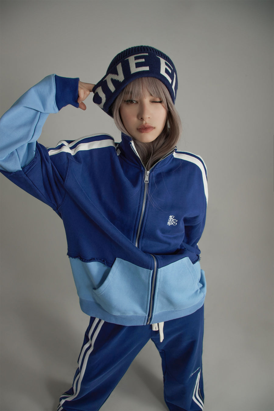 CHUU Color Matching Oversize Zip-Up Hoodie