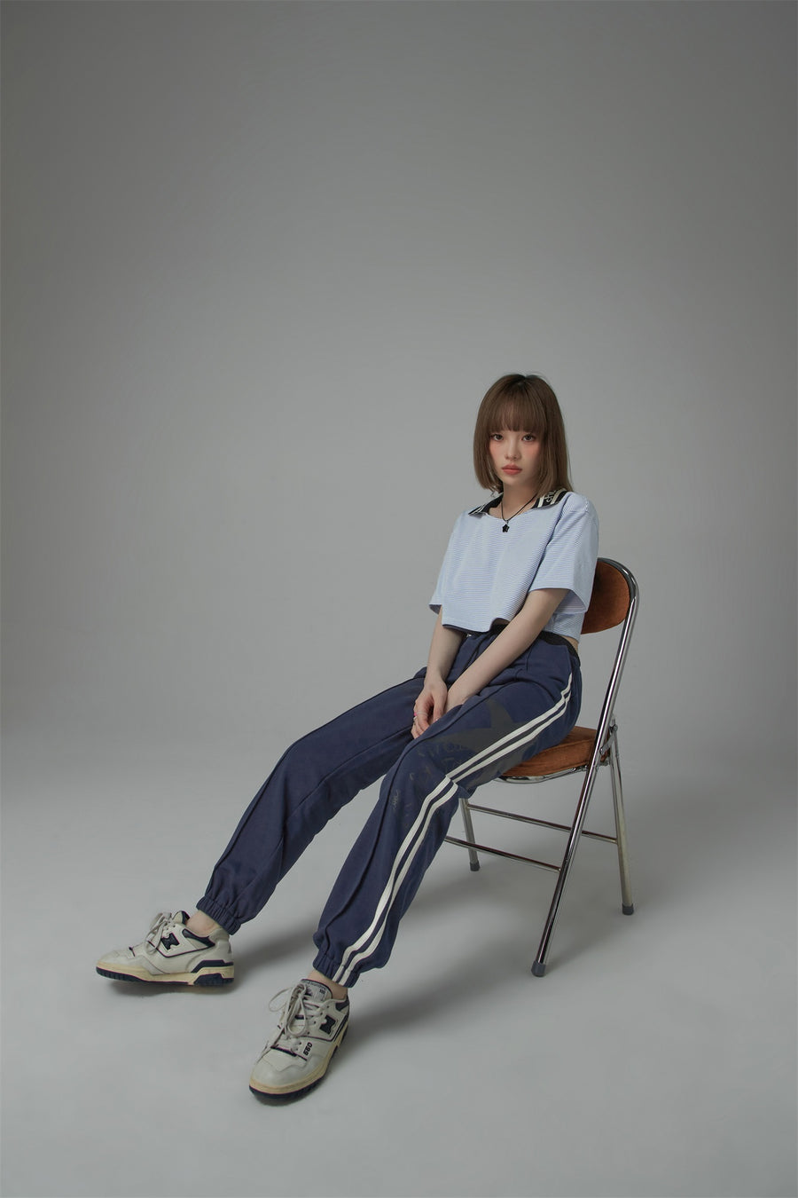 CHUU Chuu Lapel Striped Cropped T-Shirt