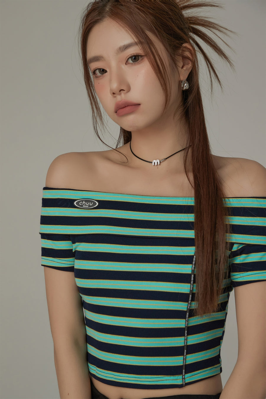 CHUU Off-The-Shoulder Slim Top