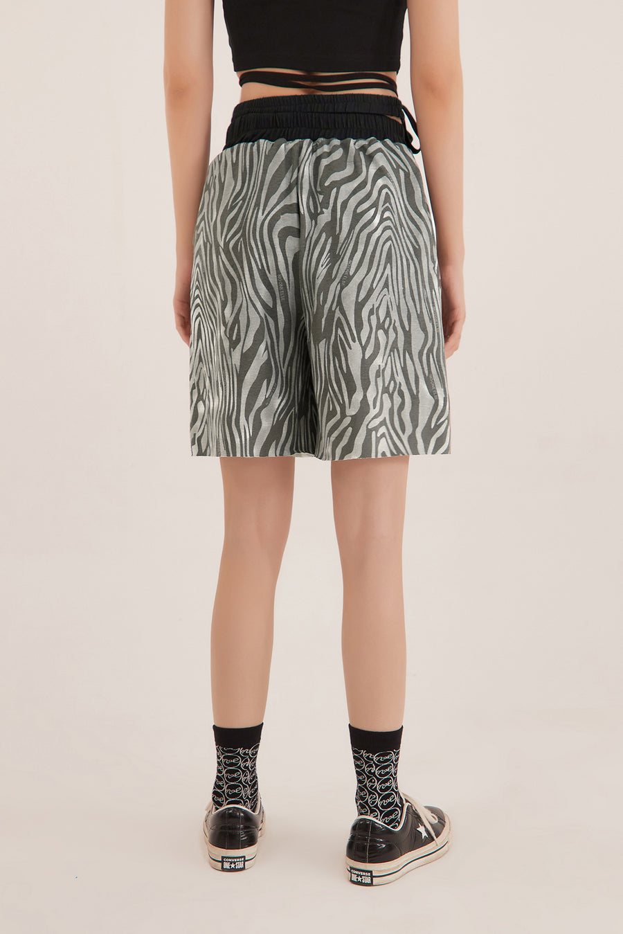 CHUU Zebra Print Wide Shorts