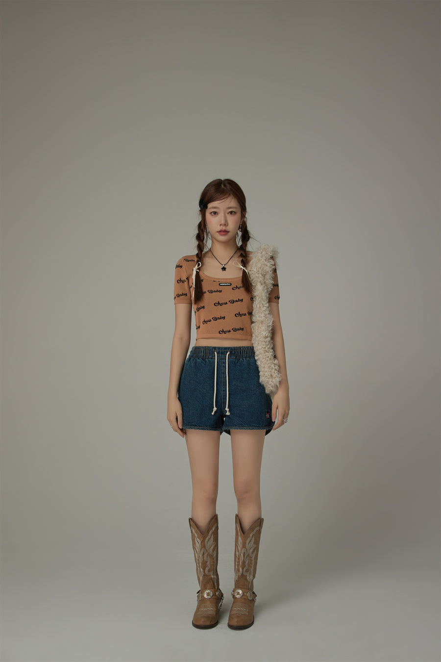 CHUU Chuu Baby Cropped Knit Top