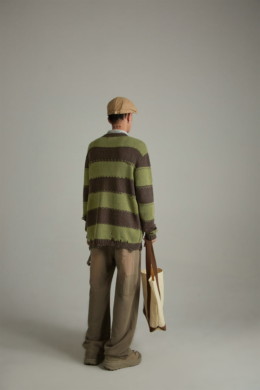 CHUU Green Striped Knit Sweatshirt