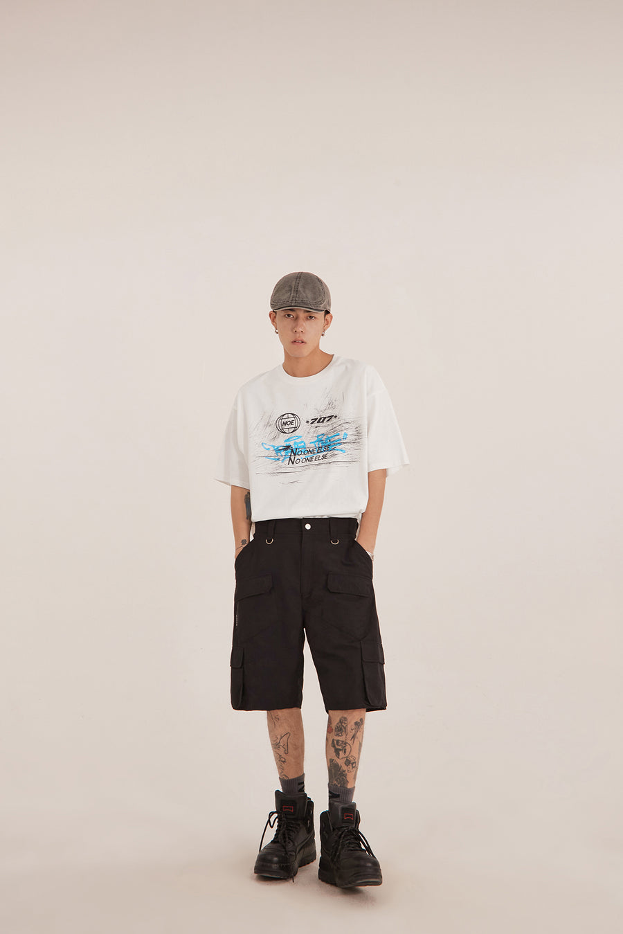 CHUU Graffiti Loosefit T-Shirt