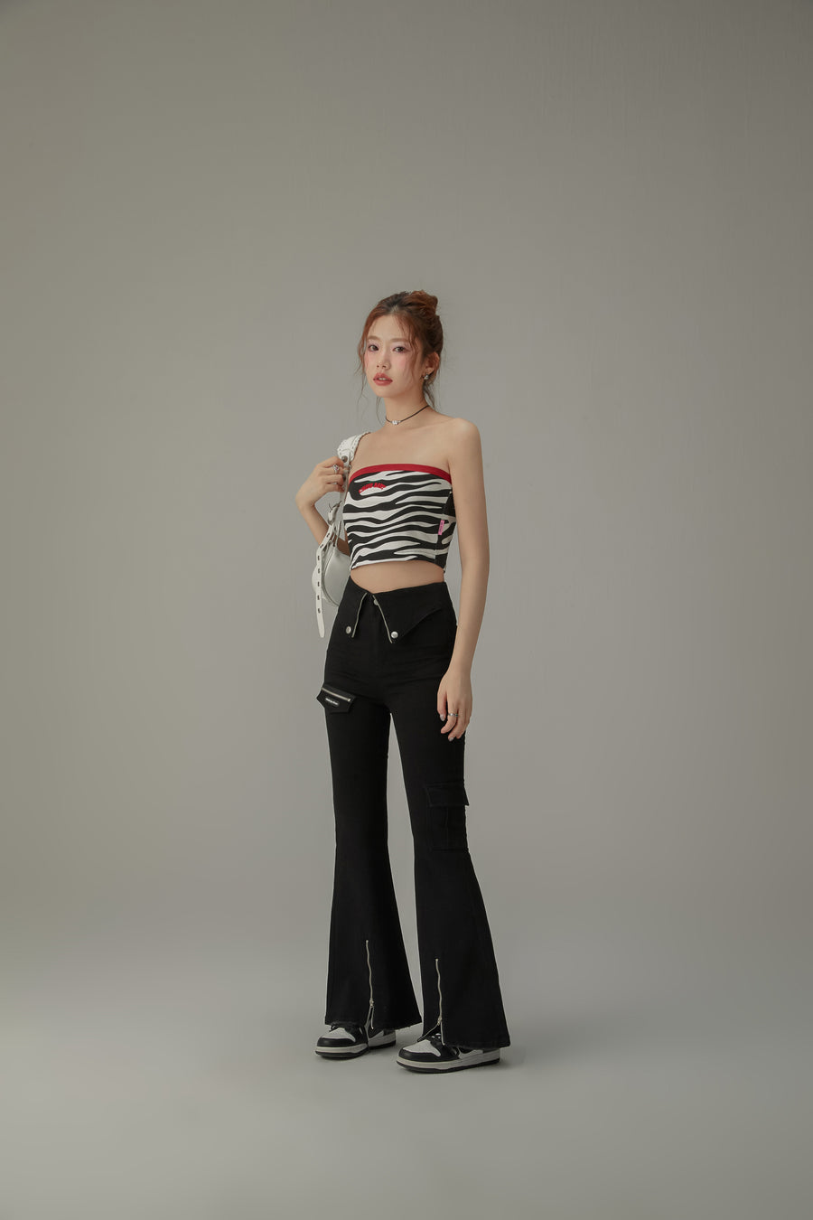 CHUU Zipper Slits Bootcut Pants