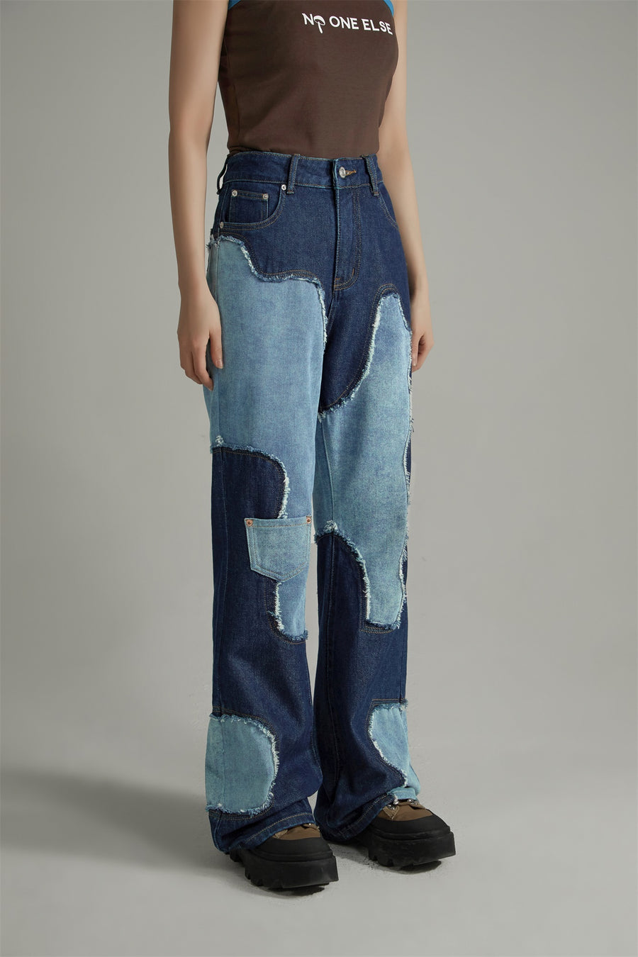 CHUU Cow Partchwork Wide Straight Jeans