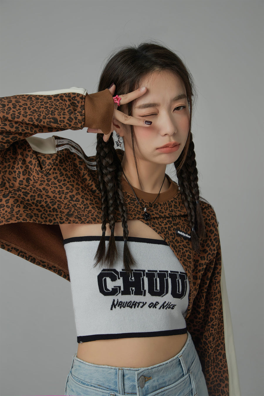 CHUU Diagonal Bolero Sweatshirt
