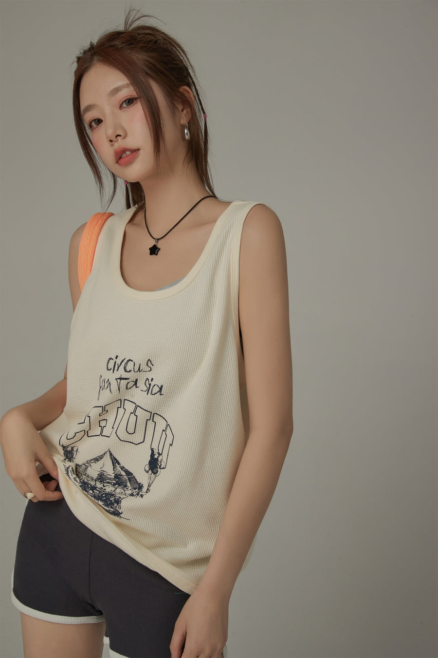 CHUU Colored Circus Fasntasia Sleeveless T-Shirt