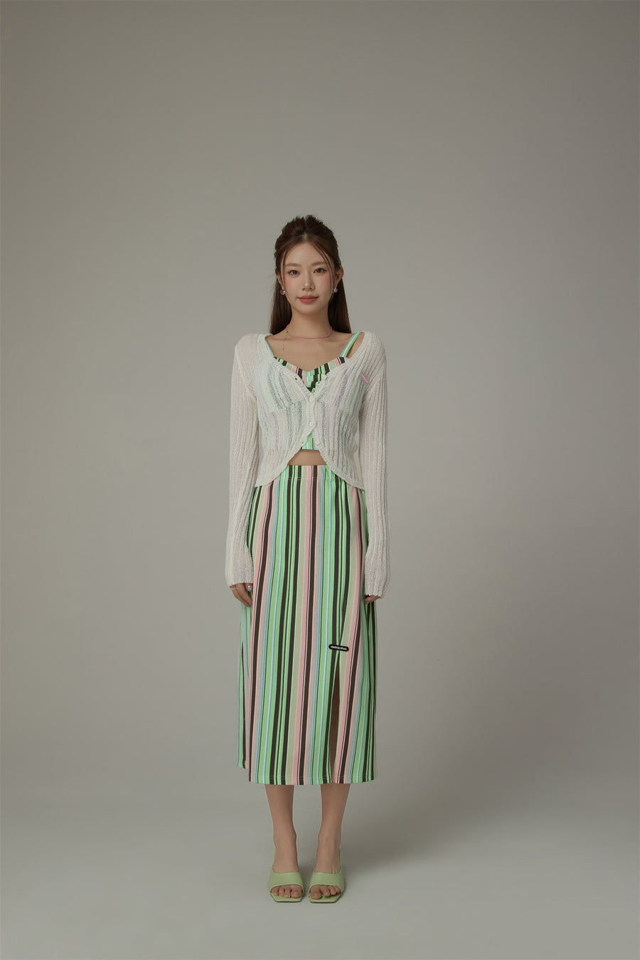 CHUU Rainbow Stripes Contrast Long Skirt