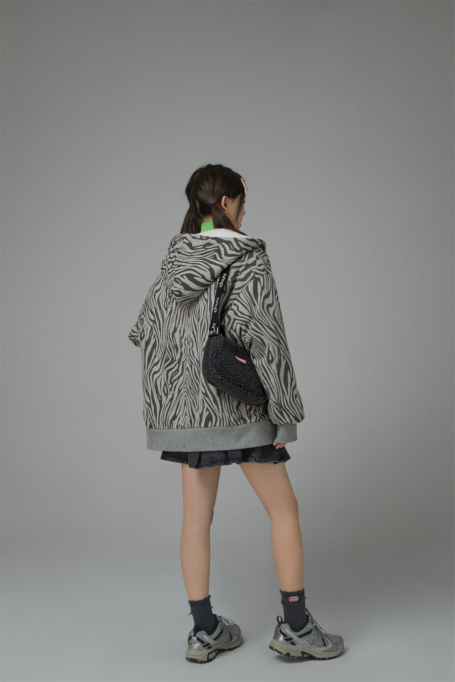 CHUU Zebra Loose Fit Dumble Jacket