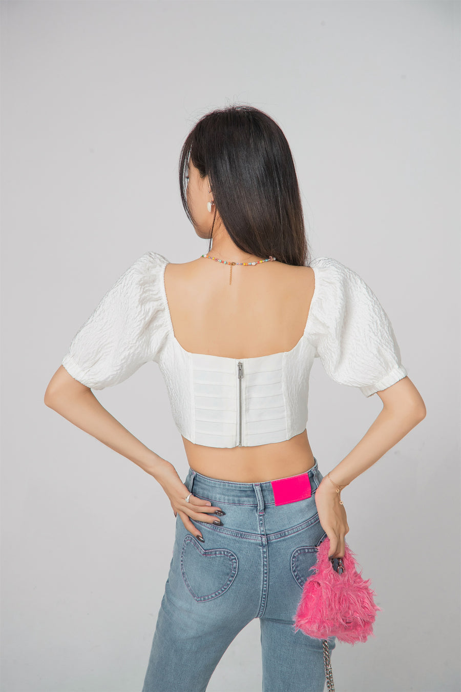 CHUU Square Puff Sleeve Cropped Blouse