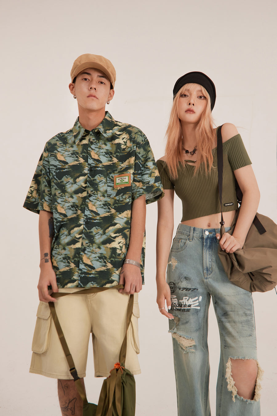 CHUU Camouflage Loosefit Short-Sleeved T-Shirt