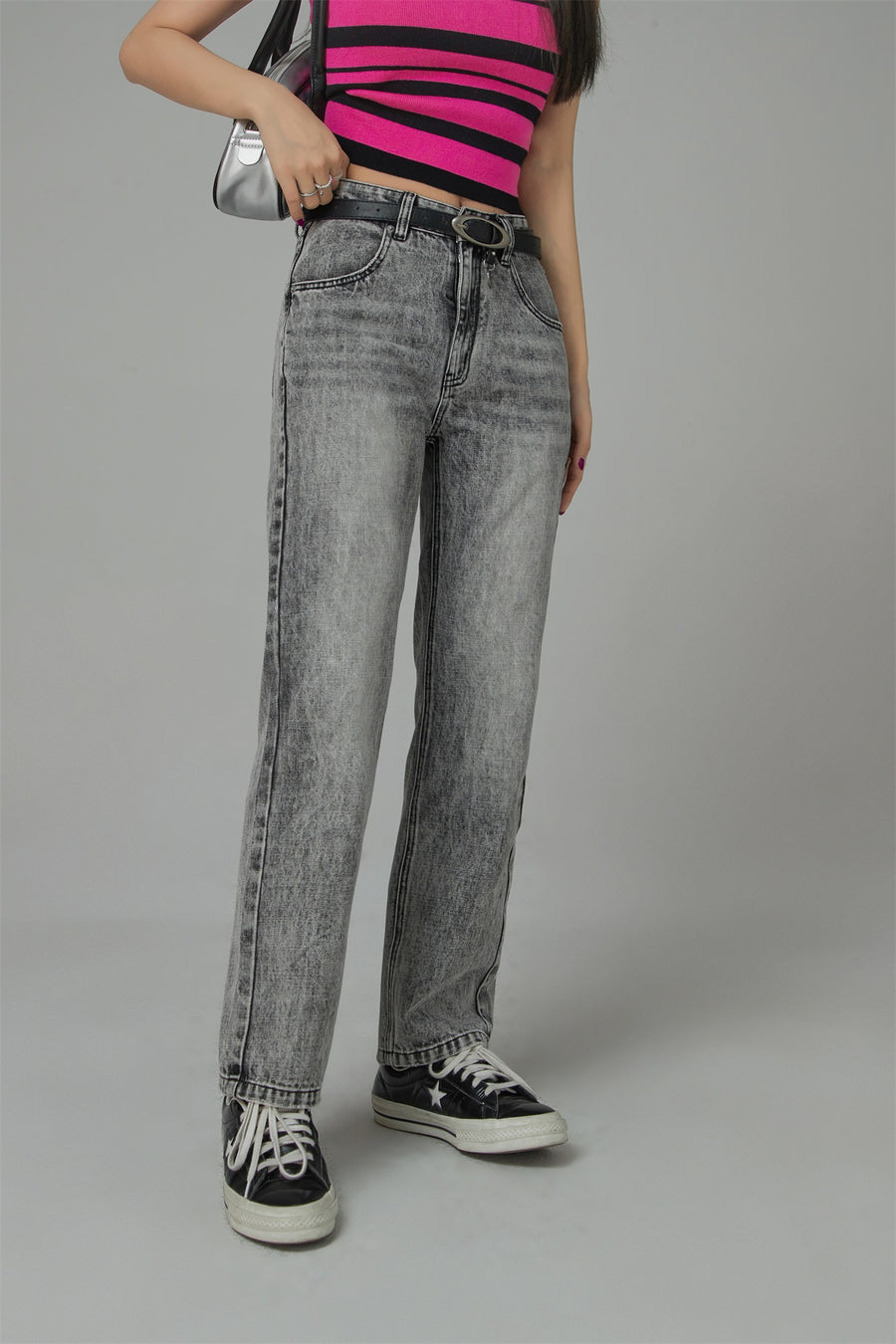 CHUU Vintage Wash Straight Jeans