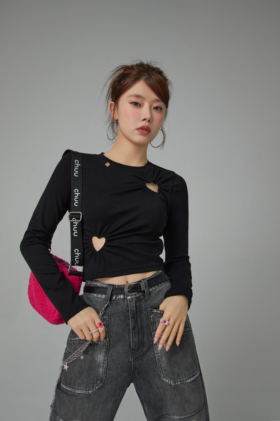 CHUU Heart Cutout Cropped Long Sleeve Top