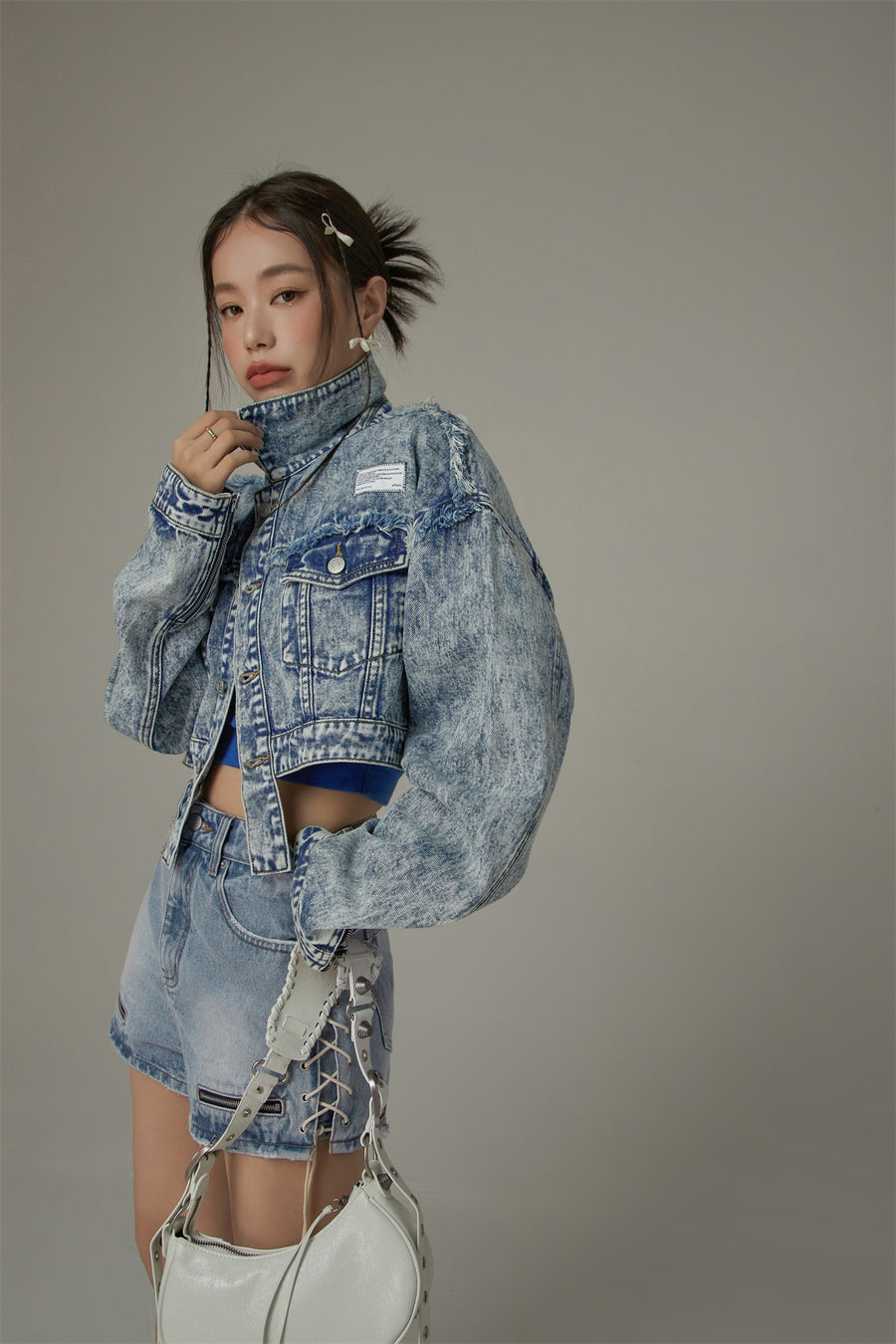 CHUU Fringe Trim Denim Cropped Jacket