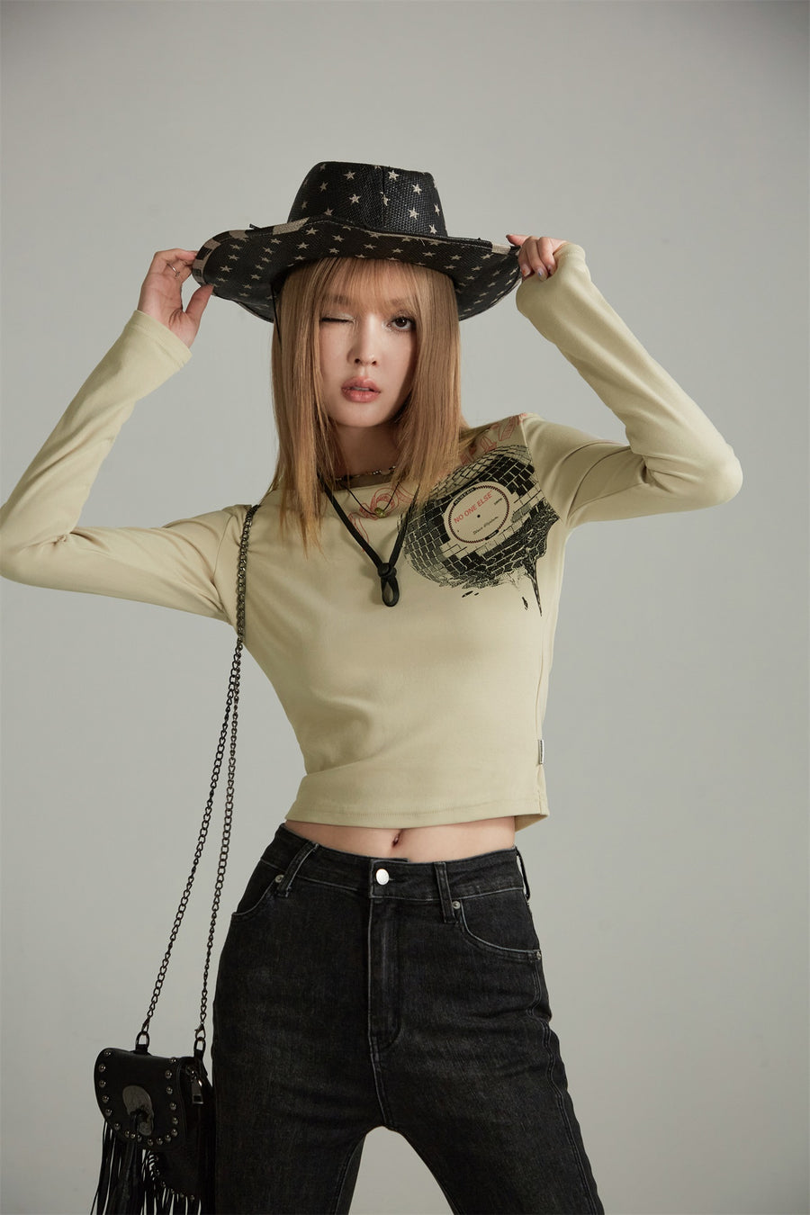 CHUU Slim Printed Cropped T-Shirt