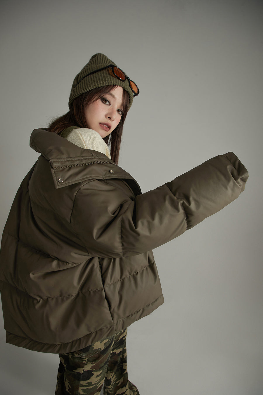 CHUU Simple String Overfit Padded Jacket