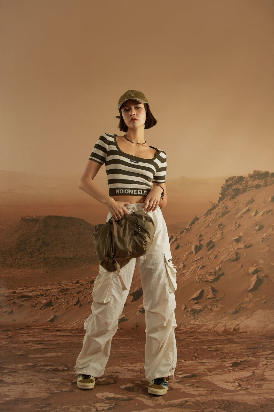 CHUU Cargo String Banding Pants