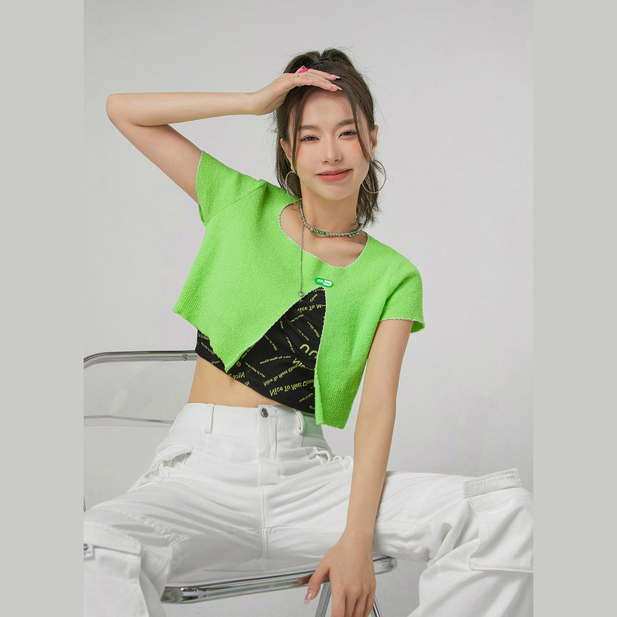 CHUU Front Slit Crop Top